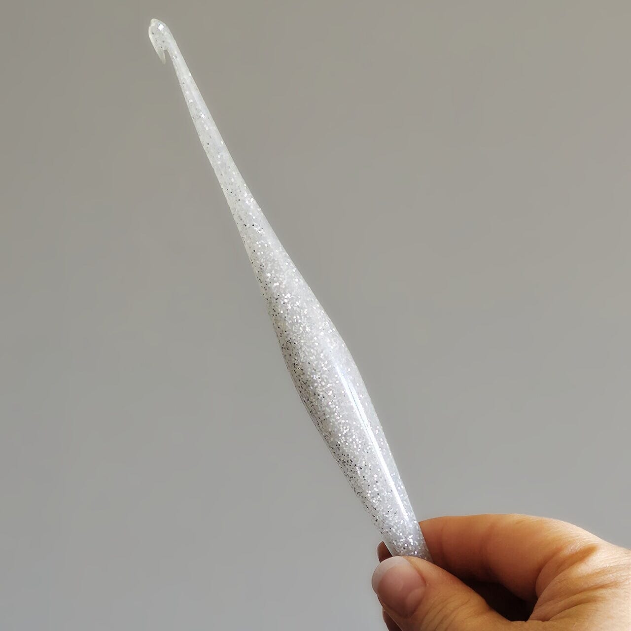 White Streamline Glitter Crochet Hooks Streamline Resin FurlsCrochet 